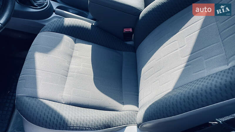 Минивэн Volkswagen Caddy 2005 в Чернигове