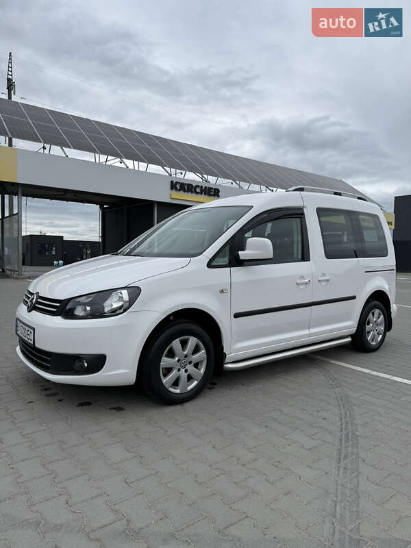 Минивэн Volkswagen Caddy 2015 в Луцке