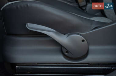 Грузовой фургон Volkswagen Caddy 2011 в 