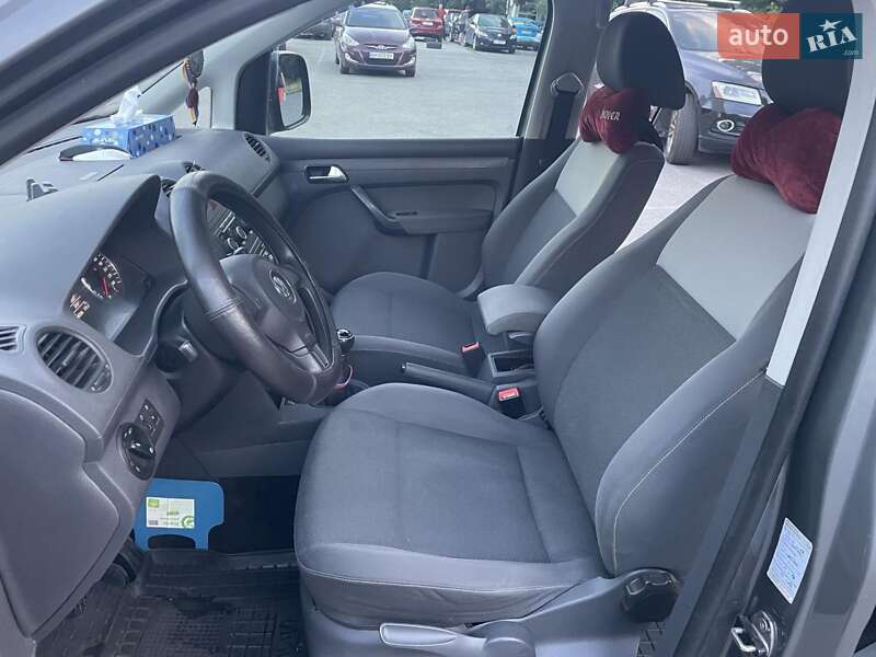 Минивэн Volkswagen Caddy 2011 в Киеве фото 11 Минивэн Volkswagen Caddy 2011 в Киеве