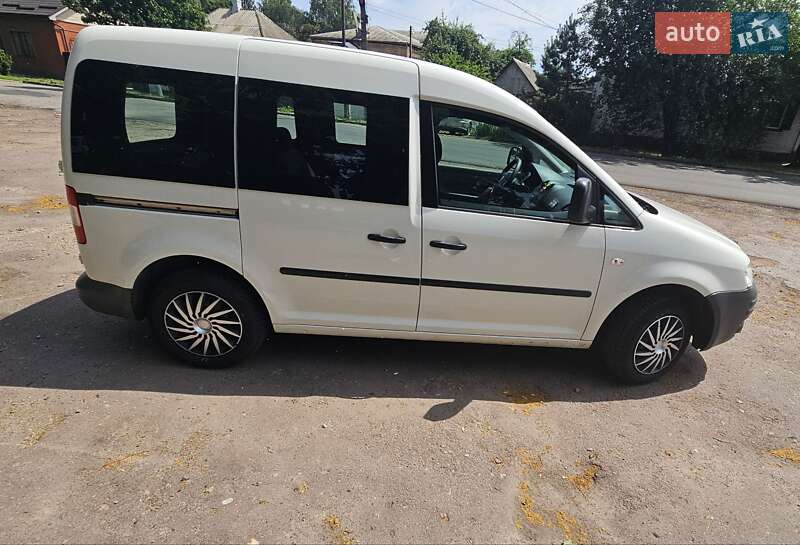 Минивэн Volkswagen Caddy 2009 в Прилуках