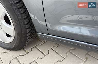 Минивэн Volkswagen Caddy 2010 в 