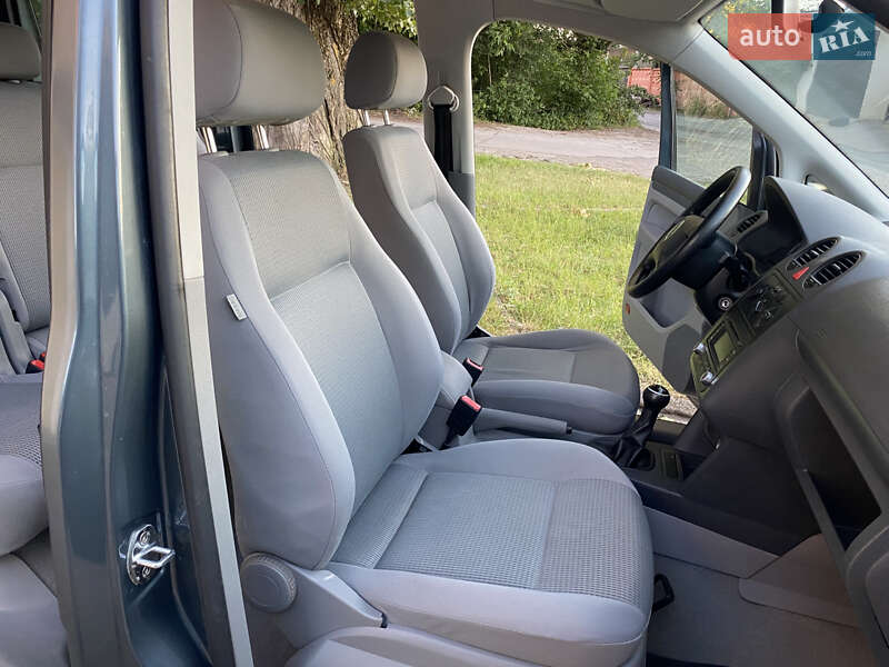 Мінівен Volkswagen Caddy 2005 в Хмельницькому