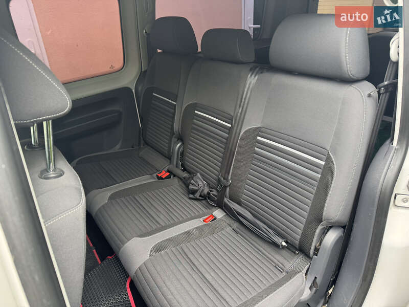 Минивэн Volkswagen Caddy 2014 в Хмельницком