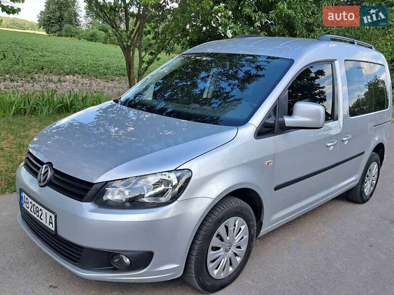 Минивэн Volkswagen Caddy 2011 в Виннице