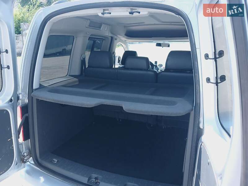 Минивэн Volkswagen Caddy 2011 в Виннице