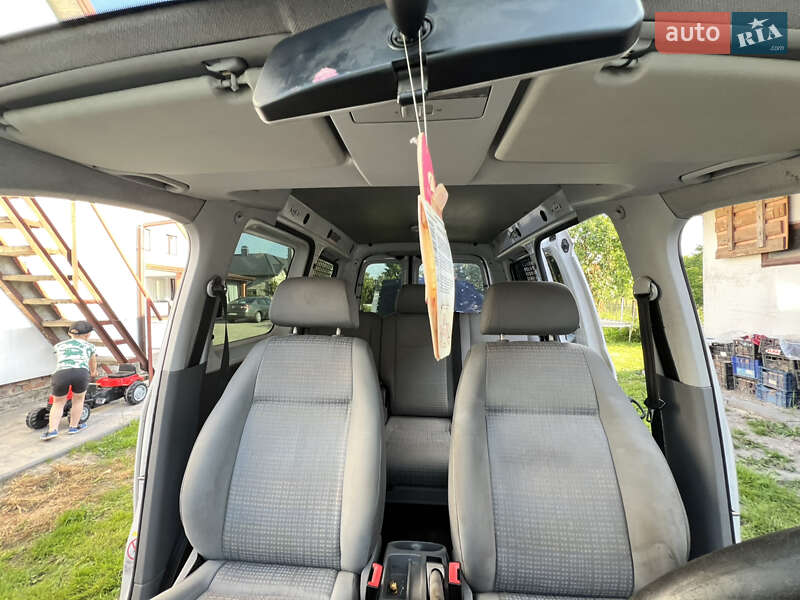 Мінівен Volkswagen Caddy 2010 в Городку