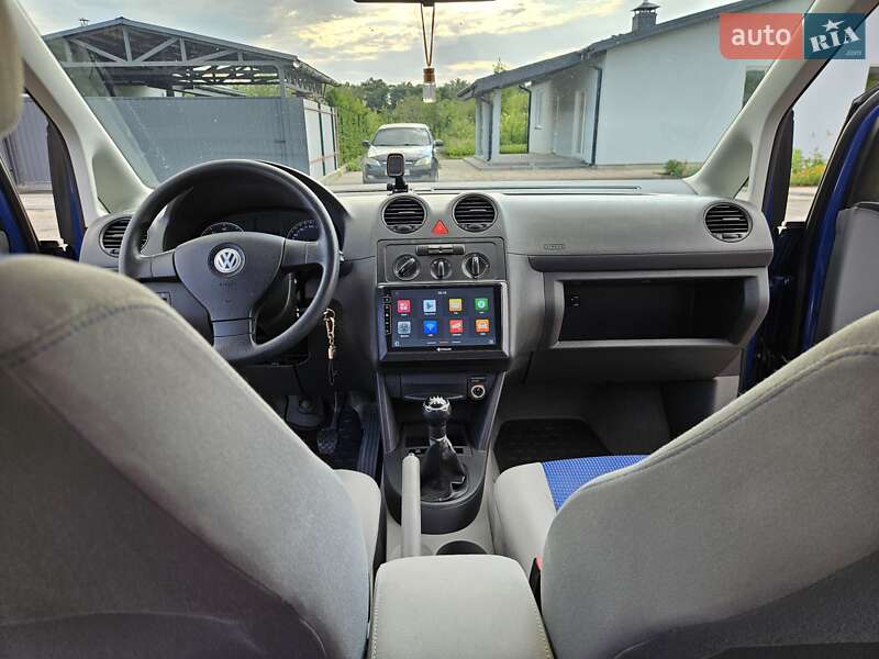 Минивэн Volkswagen Caddy 2007 в Киеве