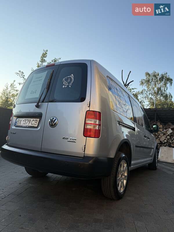 Грузовой фургон Volkswagen Caddy 2013 в Городке