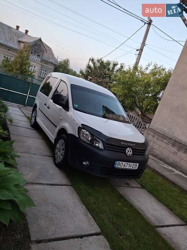 Мінівен Volkswagen Caddy 2014 в Тернополі