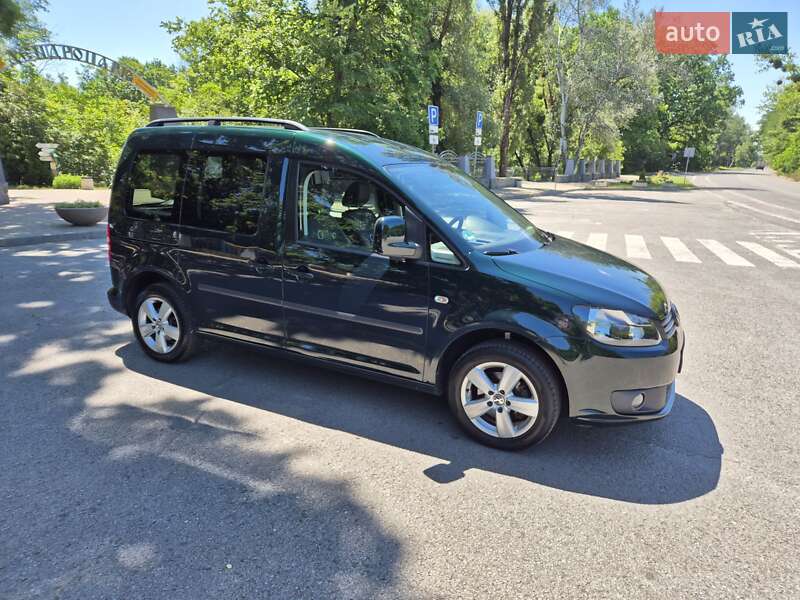Минивэн Volkswagen Caddy 2012 в Полтаве