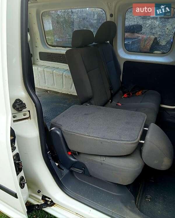 Минивэн Volkswagen Caddy 2014 в Виннице