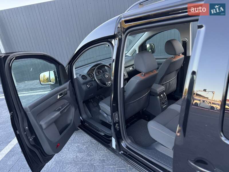 Минивэн Volkswagen Caddy 2013 в Самборе