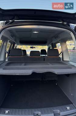 Минивэн Volkswagen Caddy 2013 в 