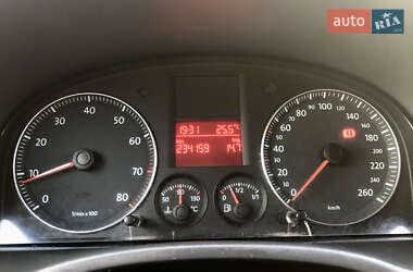 Минивэн Volkswagen Caddy 2010 в 