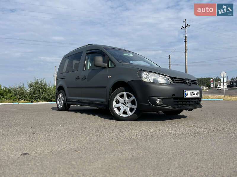 Volkswagen Caddy 2011