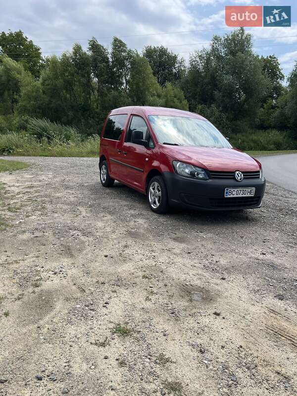 Минивэн Volkswagen Caddy 2011 в Городке