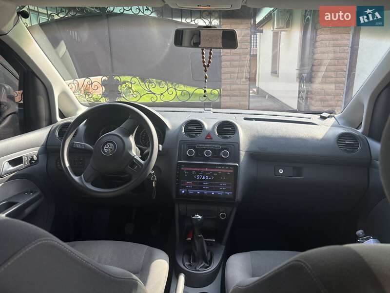 Минивэн Volkswagen Caddy 2011 в Богодухове