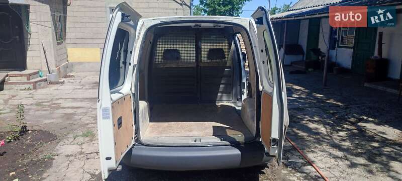 Минивэн Volkswagen Caddy 2005 в Петриковке