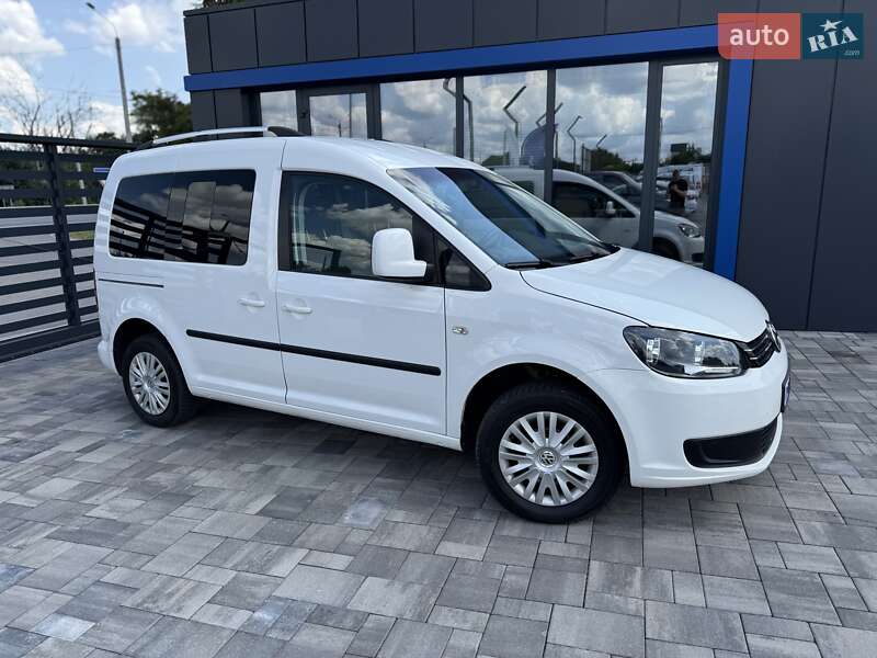 Минивэн Volkswagen Caddy 2014 в Ровно