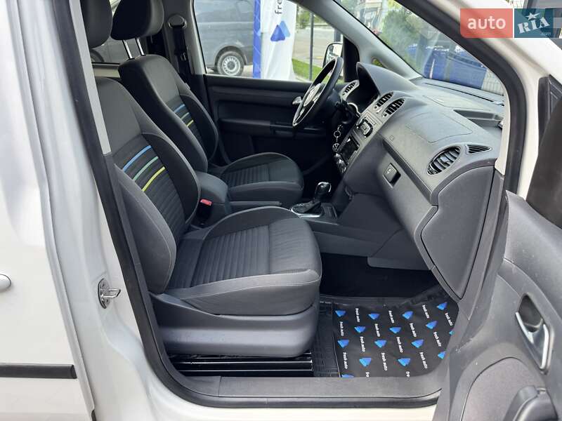 Минивэн Volkswagen Caddy 2014 в Ровно
