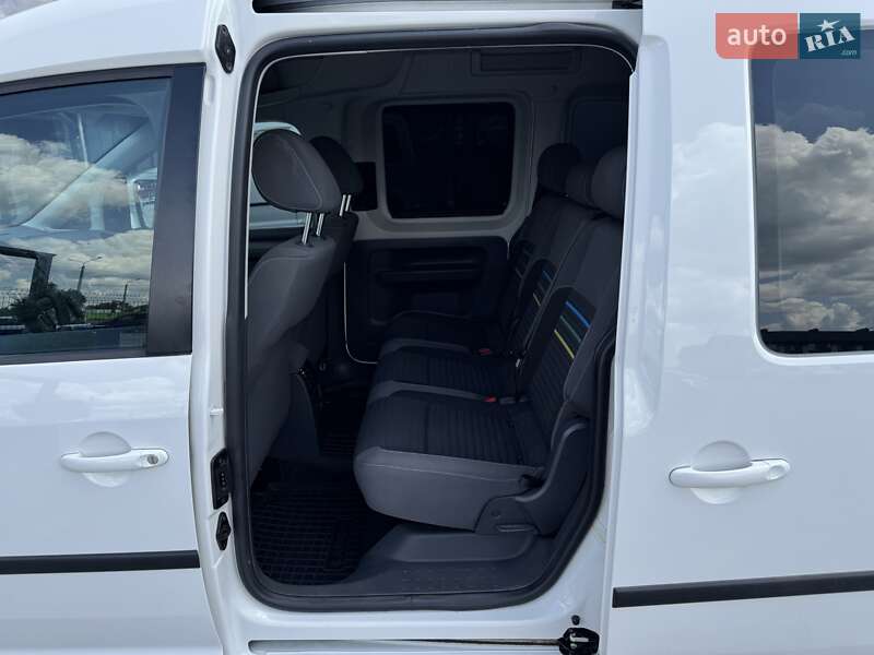Минивэн Volkswagen Caddy 2014 в Ровно