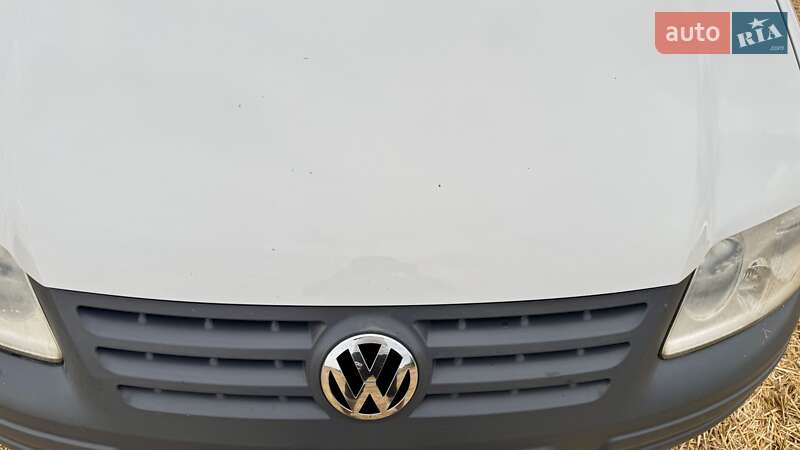 Минивэн Volkswagen Caddy 2010 в Киеве