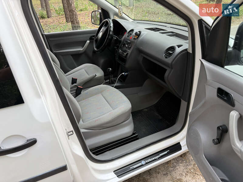 Минивэн Volkswagen Caddy 2004 в Харькове
