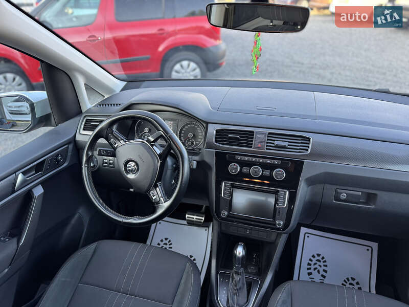 Мінівен Volkswagen Caddy 2017 в Сарнах