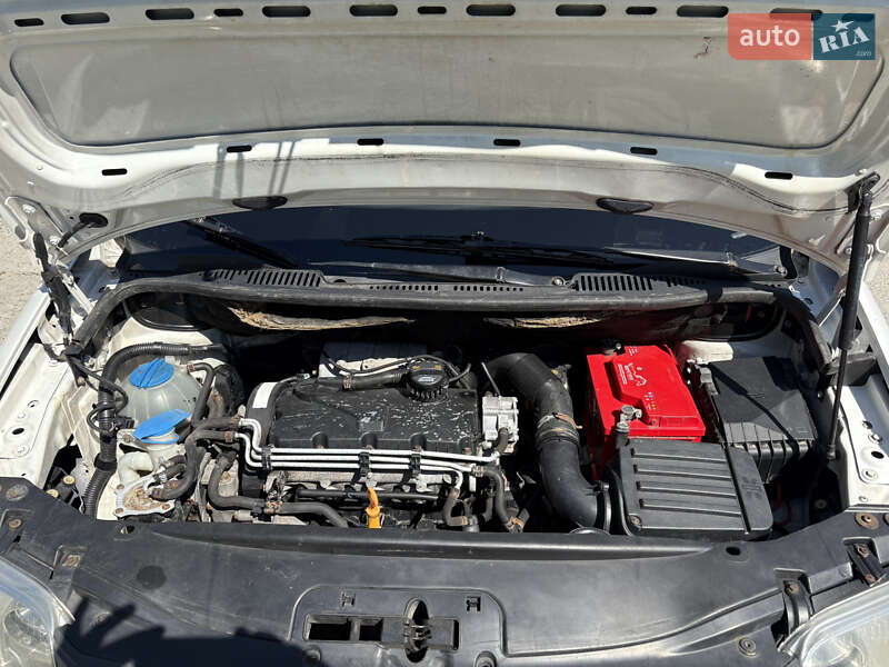 Мінівен Volkswagen Caddy 2005 в Києві