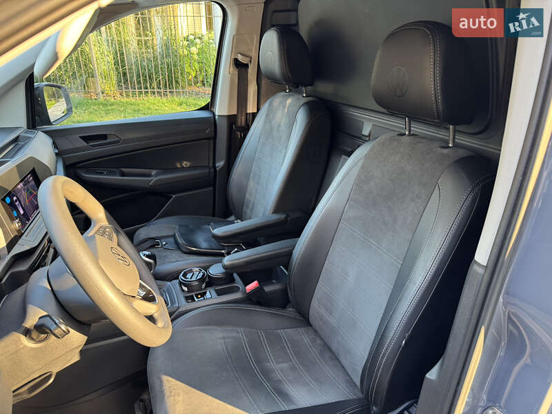 Вантажний фургон Volkswagen Caddy 2024 в Житомирі