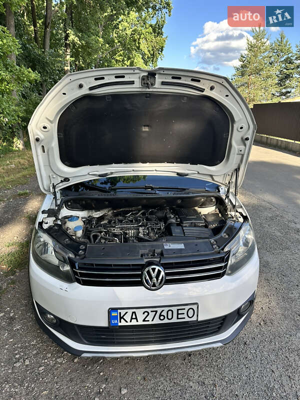 Минивэн Volkswagen Caddy 2015 в Киеве