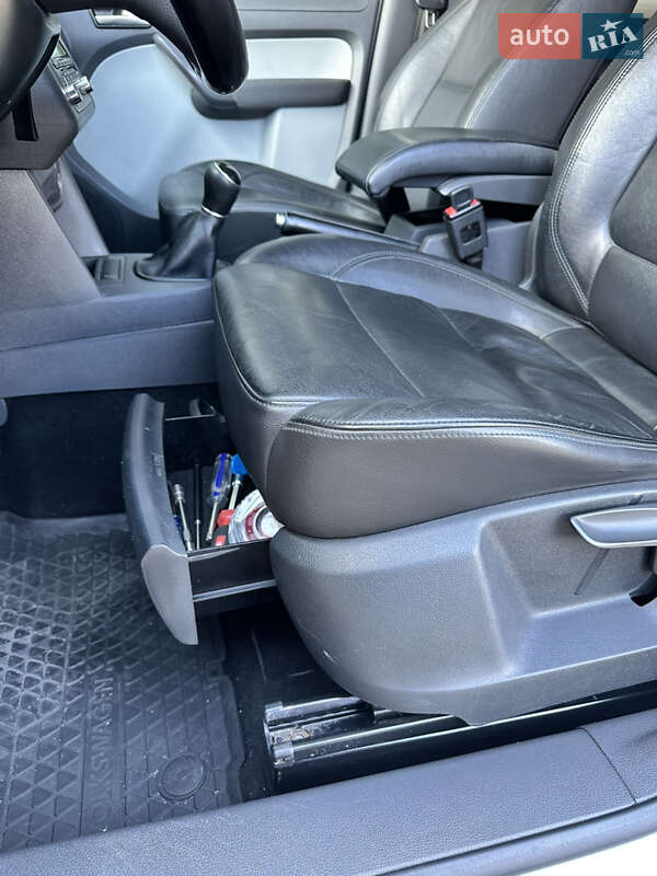 Минивэн Volkswagen Caddy 2015 в Киеве