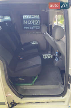 Минивэн Volkswagen Caddy 2005 в 