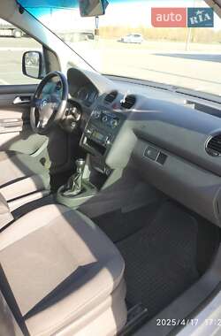 Минивэн Volkswagen Caddy 2010 в 