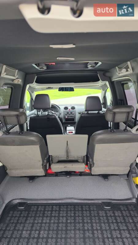 Минивэн Volkswagen Caddy 2011 в Луцке