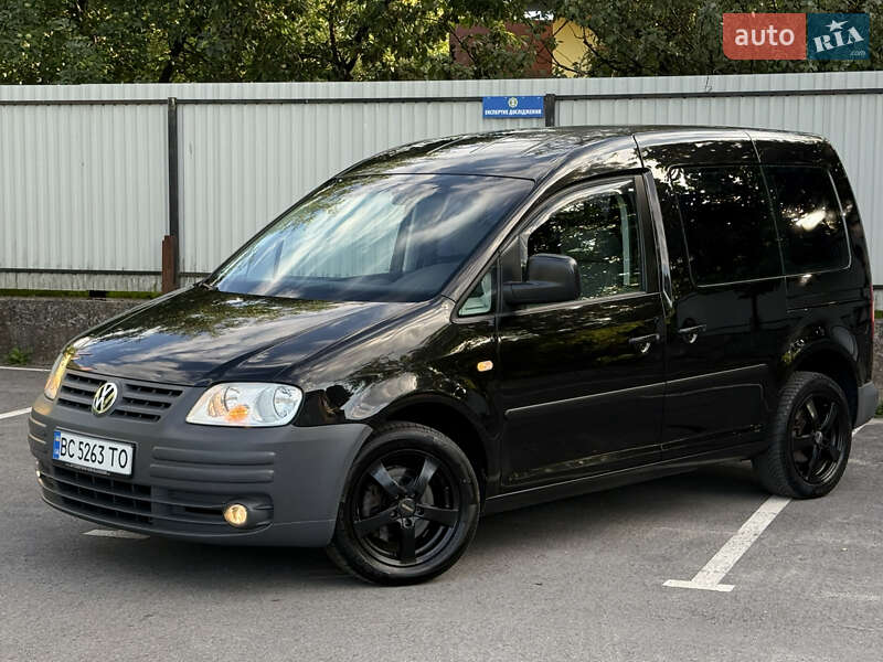 Минивэн Volkswagen Caddy 2004 в Самборе