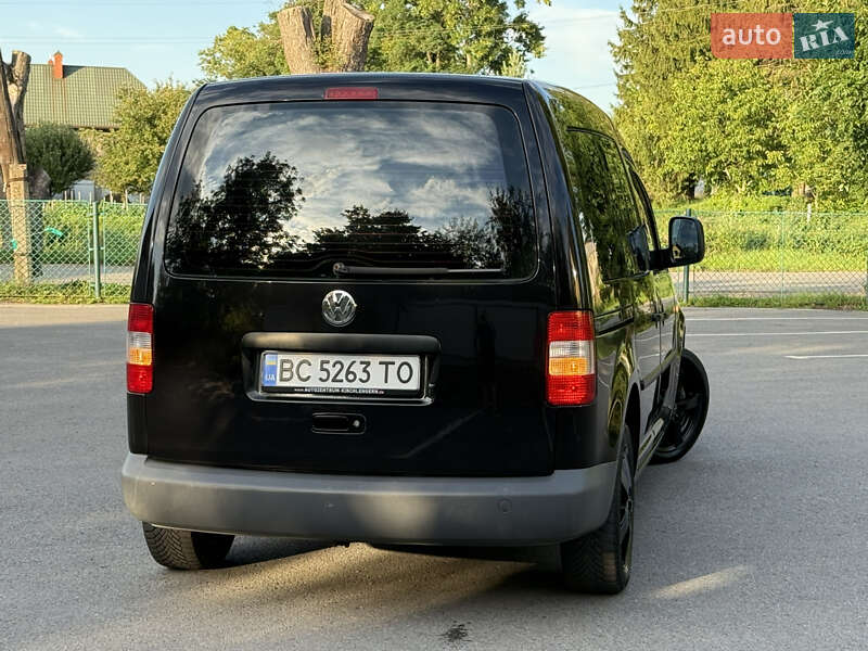 Минивэн Volkswagen Caddy 2004 в Самборе