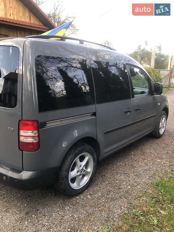 Минивэн Volkswagen Caddy 2012 в Львове