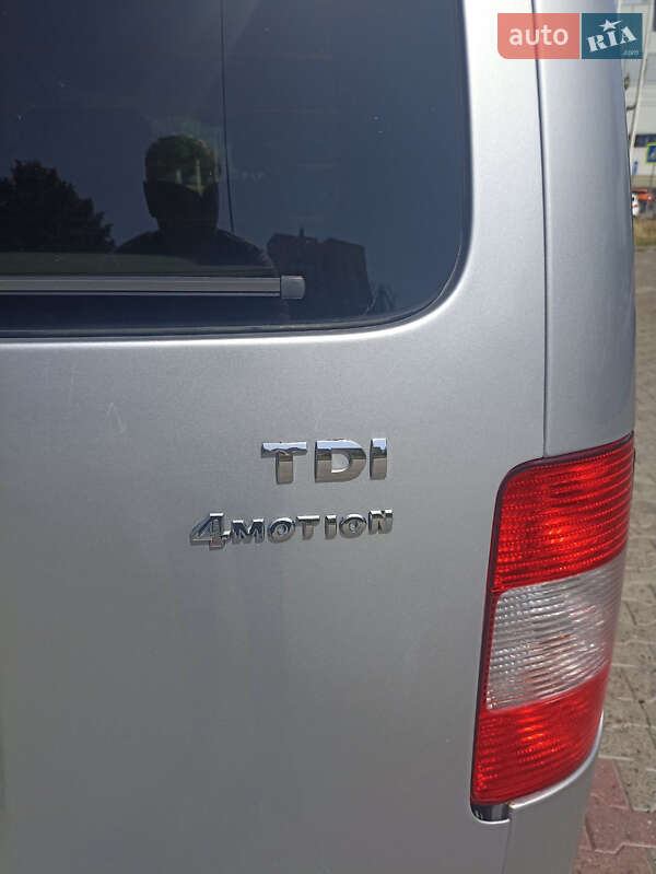 Мінівен Volkswagen Caddy 2010 в Чернівцях