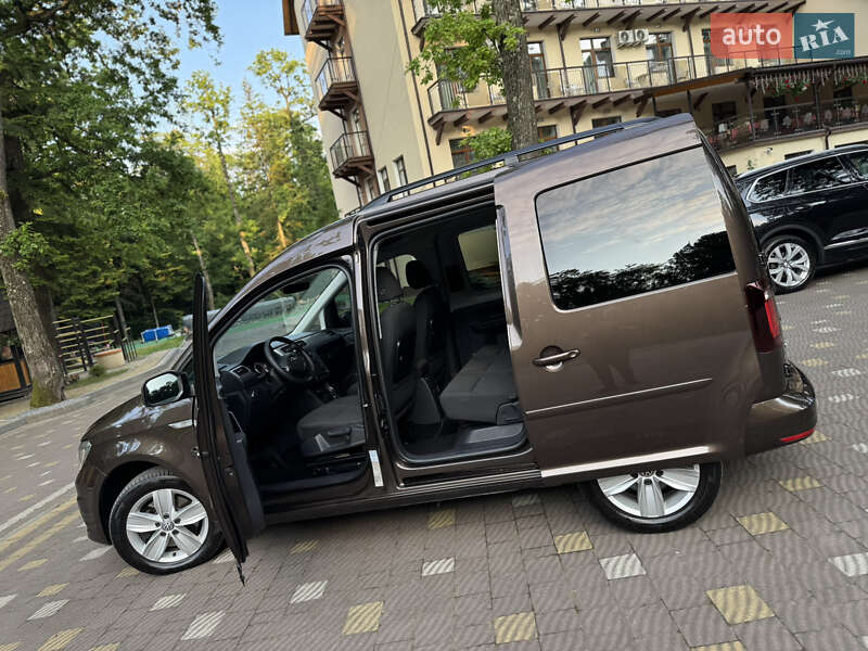 Минивэн Volkswagen Caddy 2017 в Трускавце