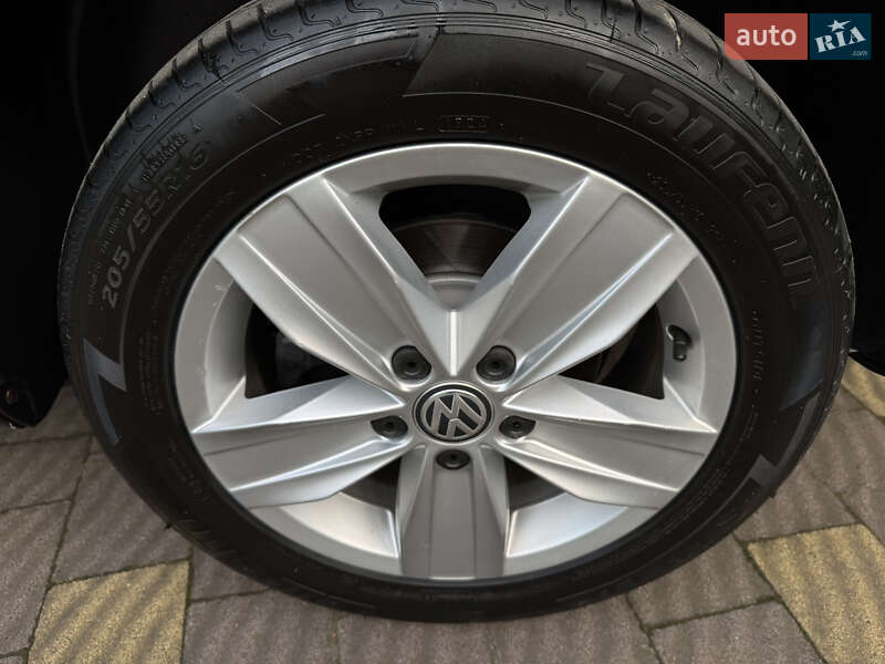 Минивэн Volkswagen Caddy 2017 в Трускавце