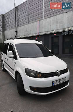 Минивэн Volkswagen Caddy 2013 в Киеве