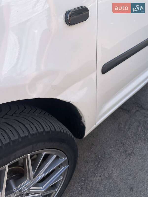 Минивэн Volkswagen Caddy 2008 в Южноукраинске