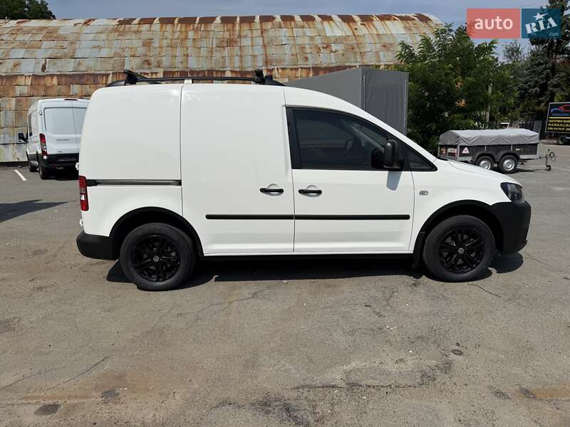 Грузовой фургон Volkswagen Caddy 2012 в Днепре