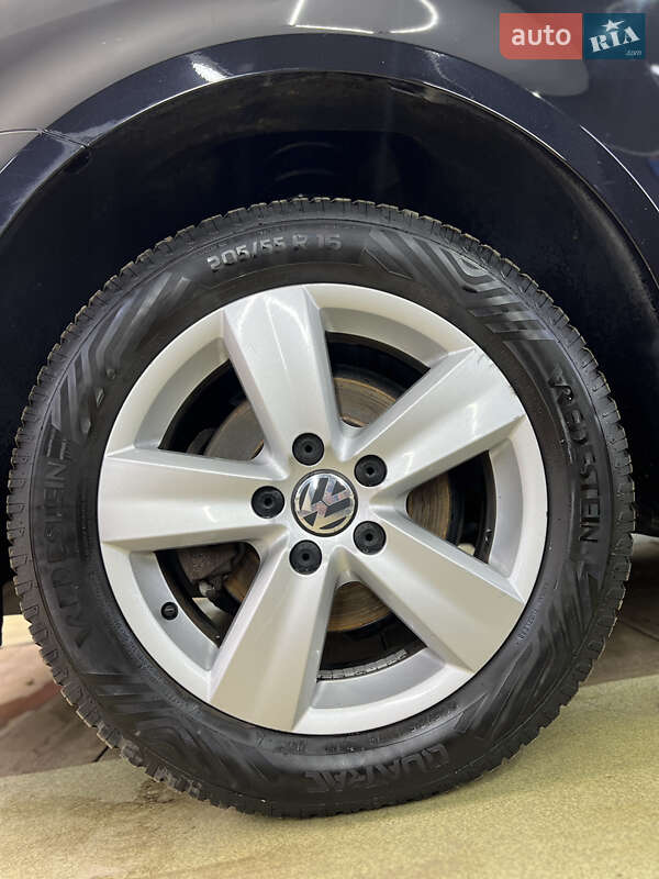 Минивэн Volkswagen Caddy 2011 в Львове