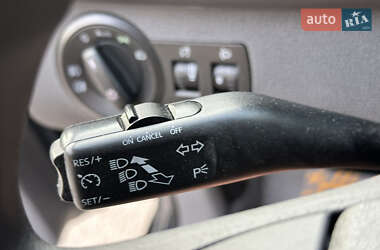Минивэн Volkswagen Caddy 2009 в 