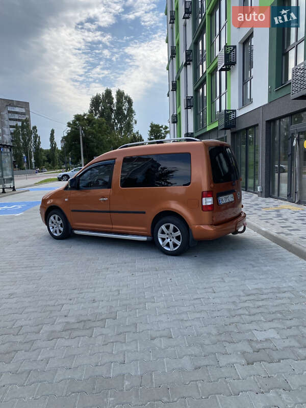 Минивэн Volkswagen Caddy 2008 в Вараше