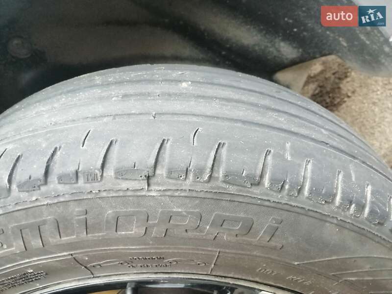 Минивэн Volkswagen Caddy 2005 в Луцке