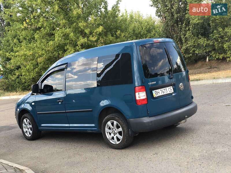 Минивэн Volkswagen Caddy 2004 в Доброславе